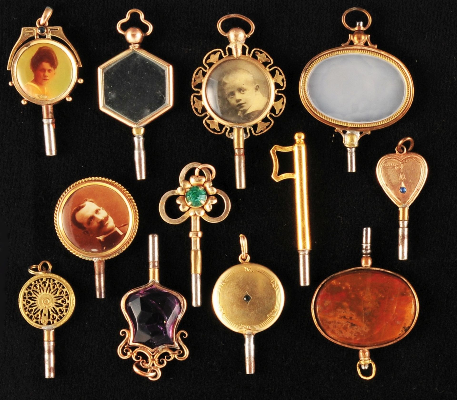 Set of 12 pocket watch keys, gilded, 3 with portrait,