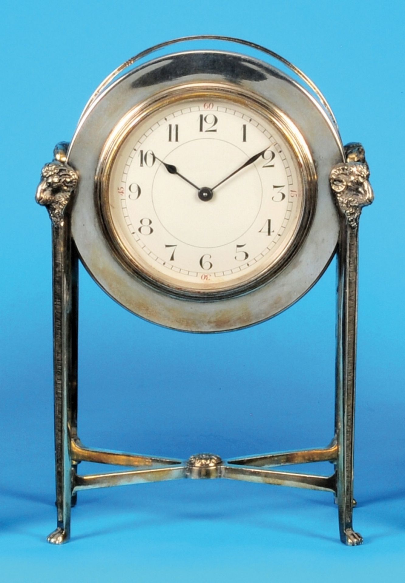 Buren, silver-plated table clock with anchor escapement,
by 4 columns with rams' heads as endings