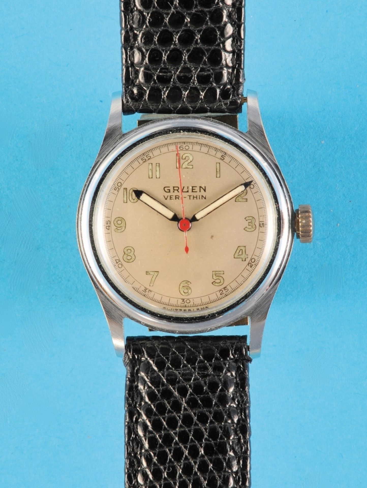 Gruen Watch Co., "Very-Thin Patented", wristwatch with red central second hand, cal. 421SS, ca. 1945
