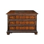 Chest of drawers in rosewood with geometric inlays in light wood on the front, Nineteenth century