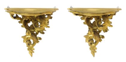 Pair of shelves in gilded wood, Early 20th century