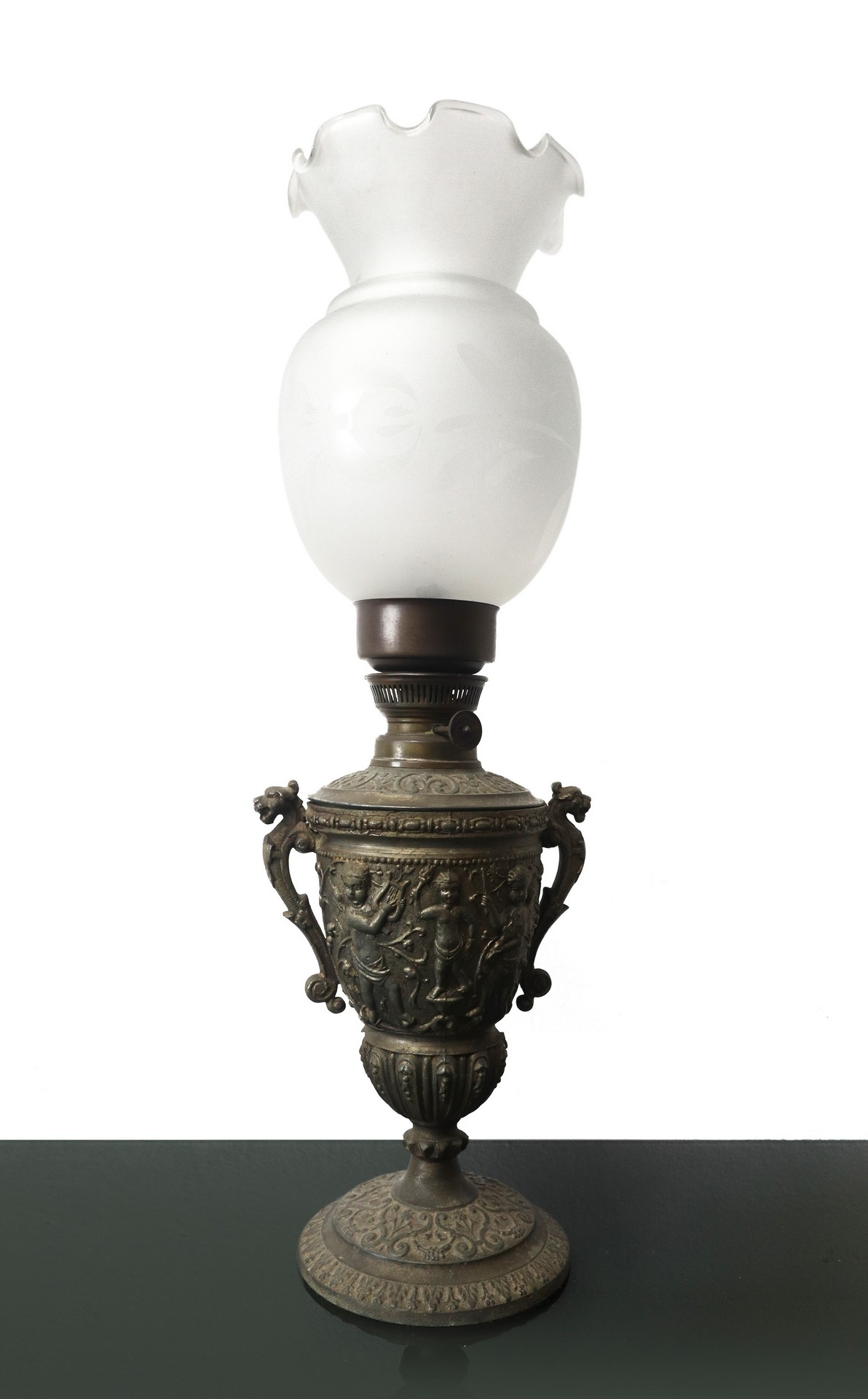 Pair of oil lamps, Late 19th century - Image 2 of 7