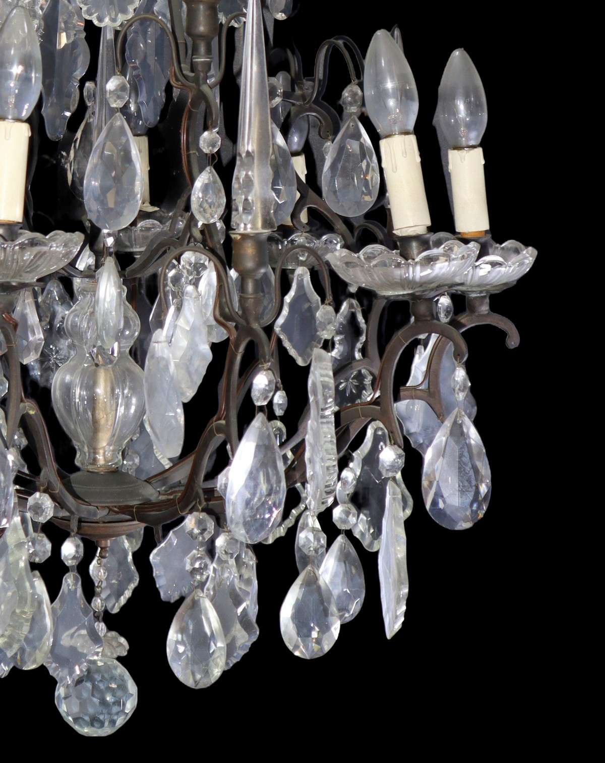 Chandelier with metal structure, hand-cut glass toasts, 8 lights, Early 20th century - Image 2 of 3