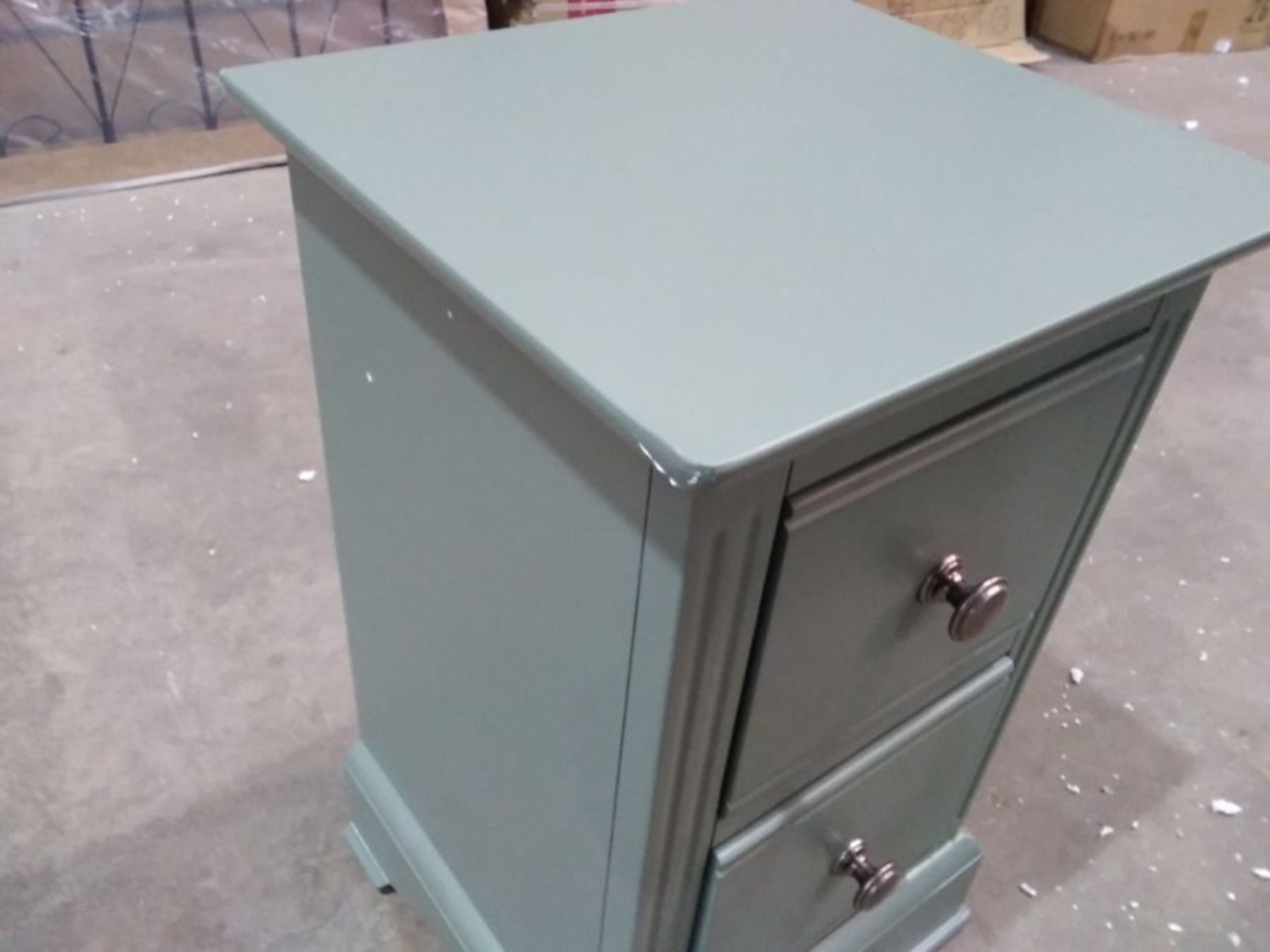 BANBURY CACTUS GREEN 2 DRAWER BEDSIDE (DAMAGED) - Image 2 of 2