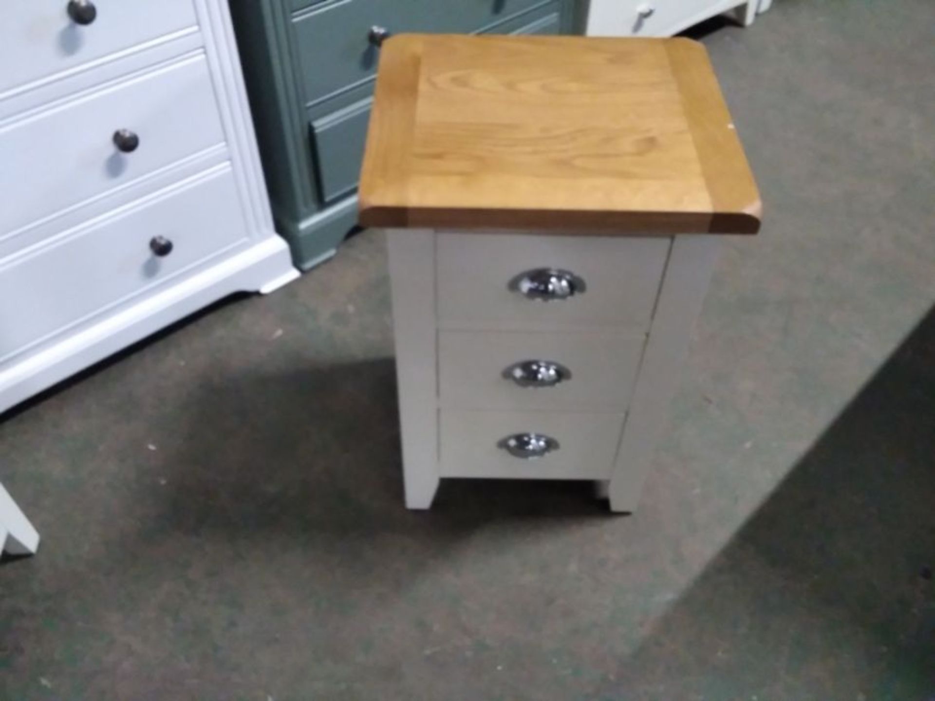 CHESTER WHITE PAINTED AND OAK 3 DRAWER BEDSIDE