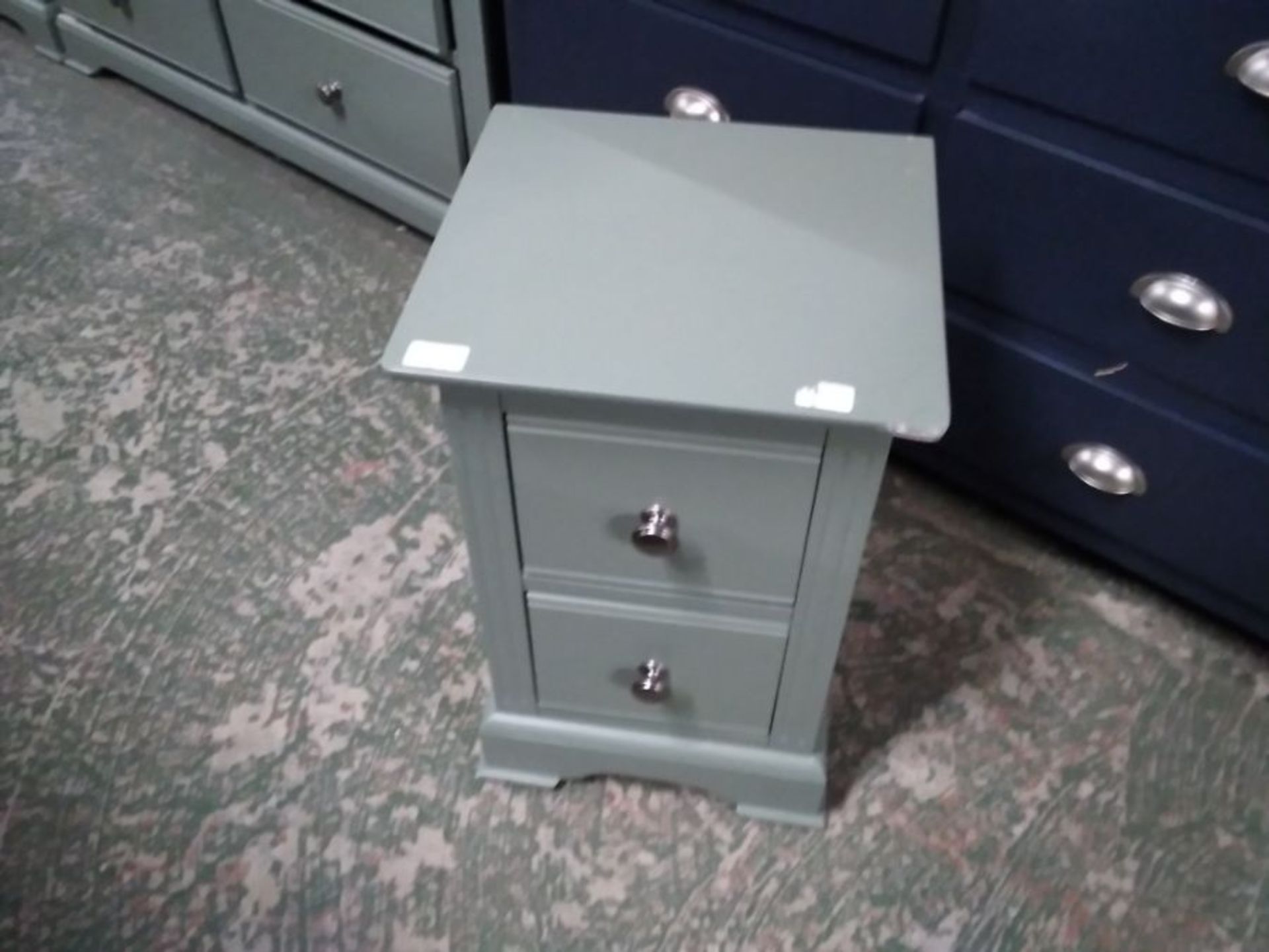 BANBURY CACTUS GREEN 2 DRAWER BEDSIDE (DAMAGE)