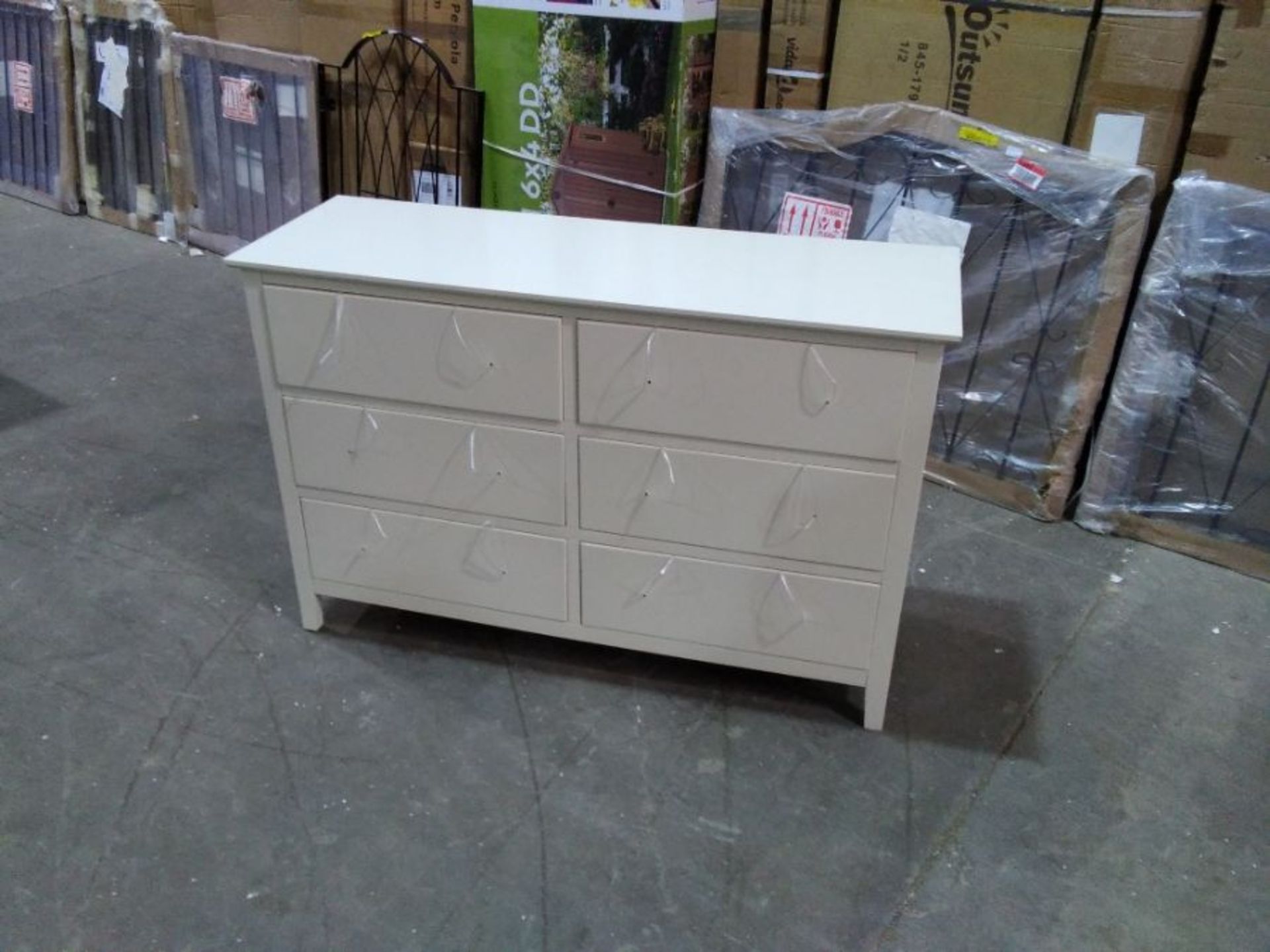 FLORIDA IVORY PAINTED 6 DRAWER CHEST(MISSING HANDL
