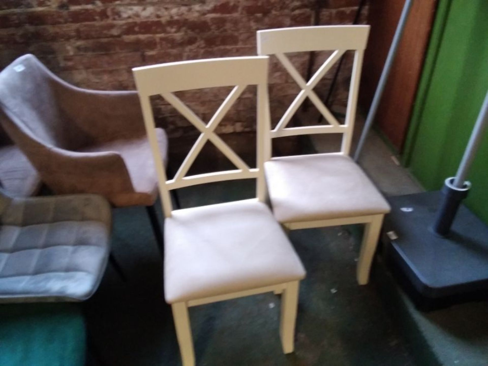 Three Posts,Conklin Cross Back Side Chair (Set of 2) (HVW98890) RRP -£122.99 (28961/2 -IDCA1750)