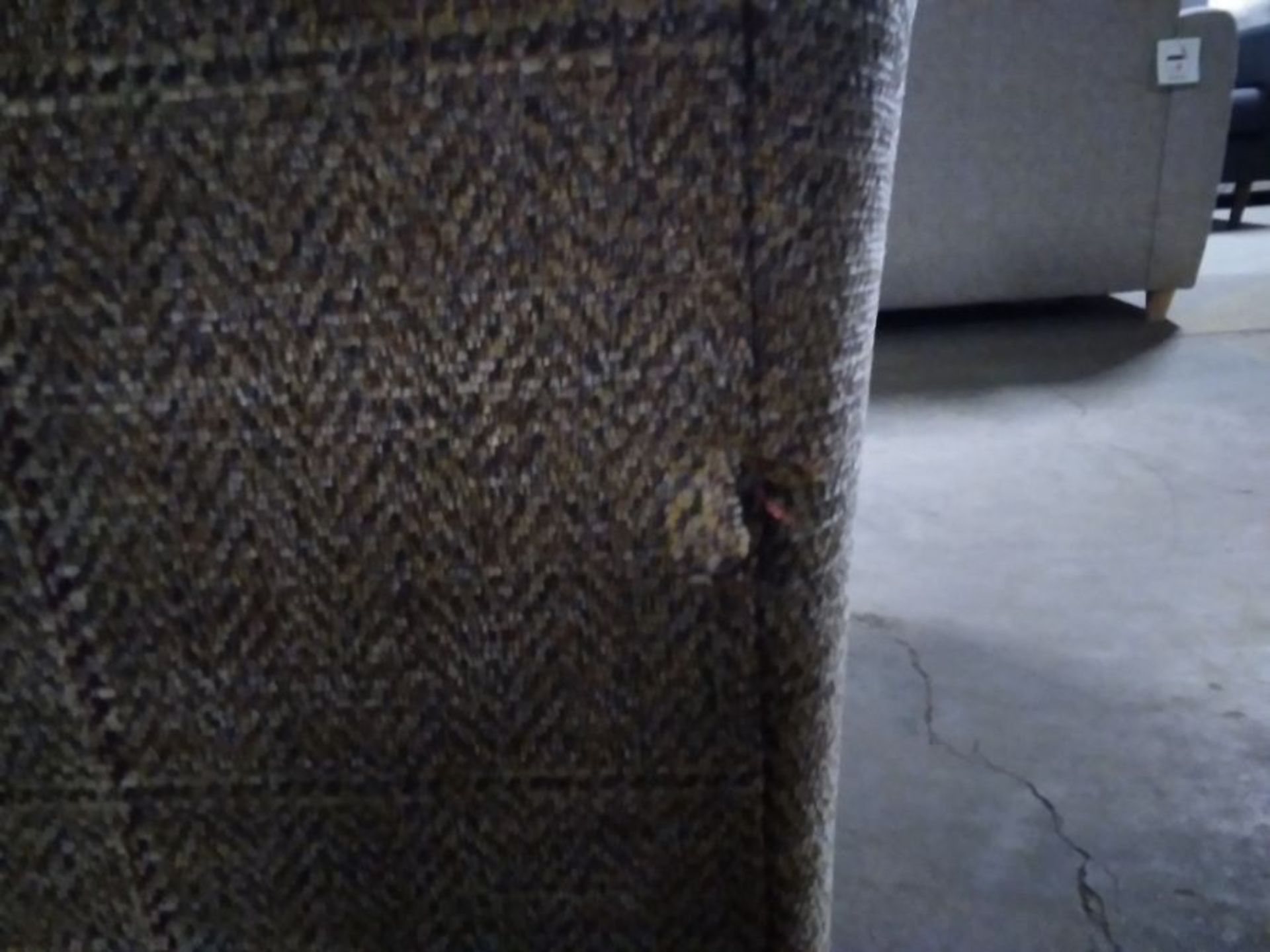 BEIGE CHEQUERED 2 SEATER SOFA (SMALL RIP ON BACK) - Image 2 of 2