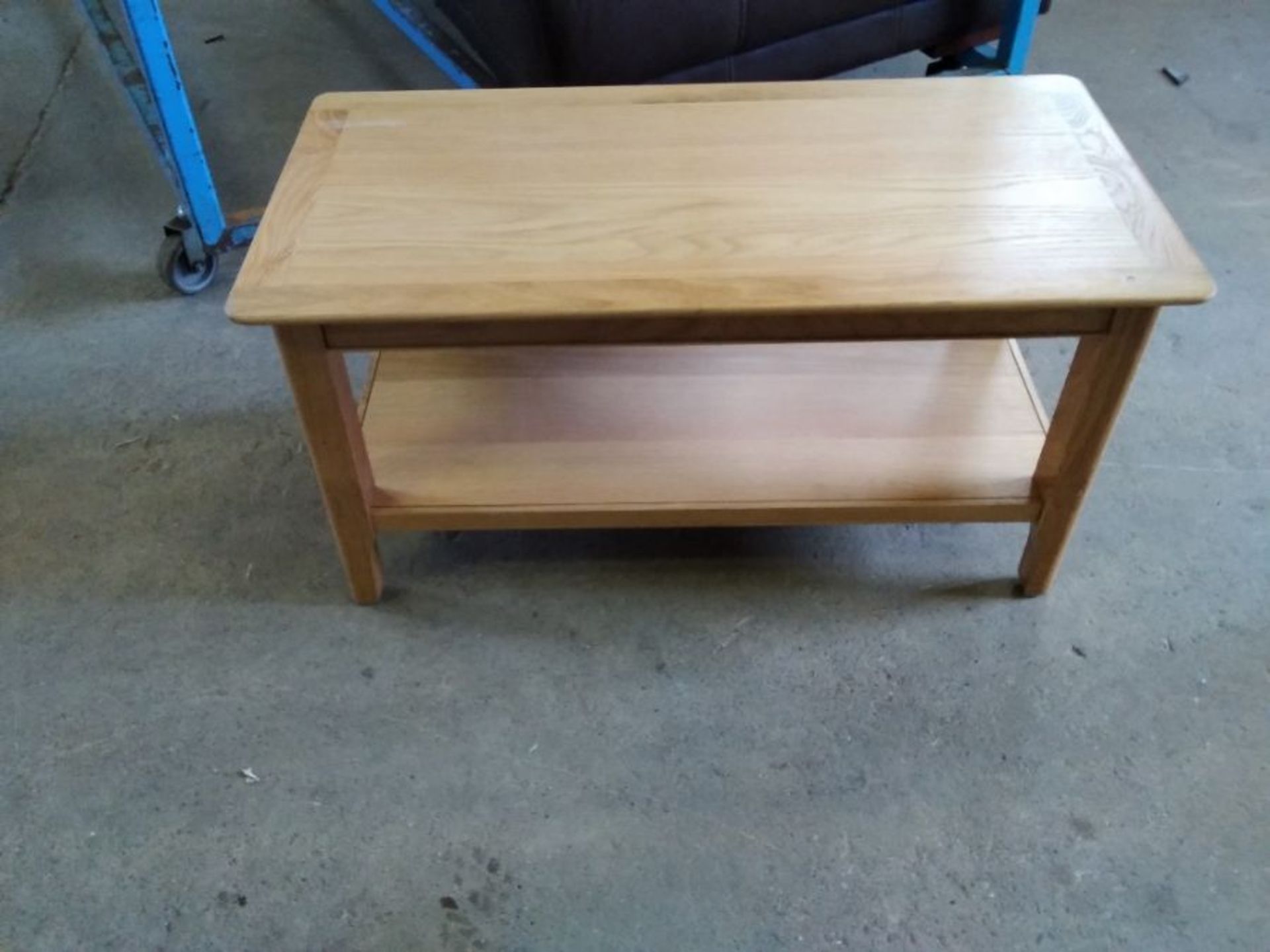 BERGEN OAK COFFEE TABLE (DAMAGED MISSING FIXINGS )