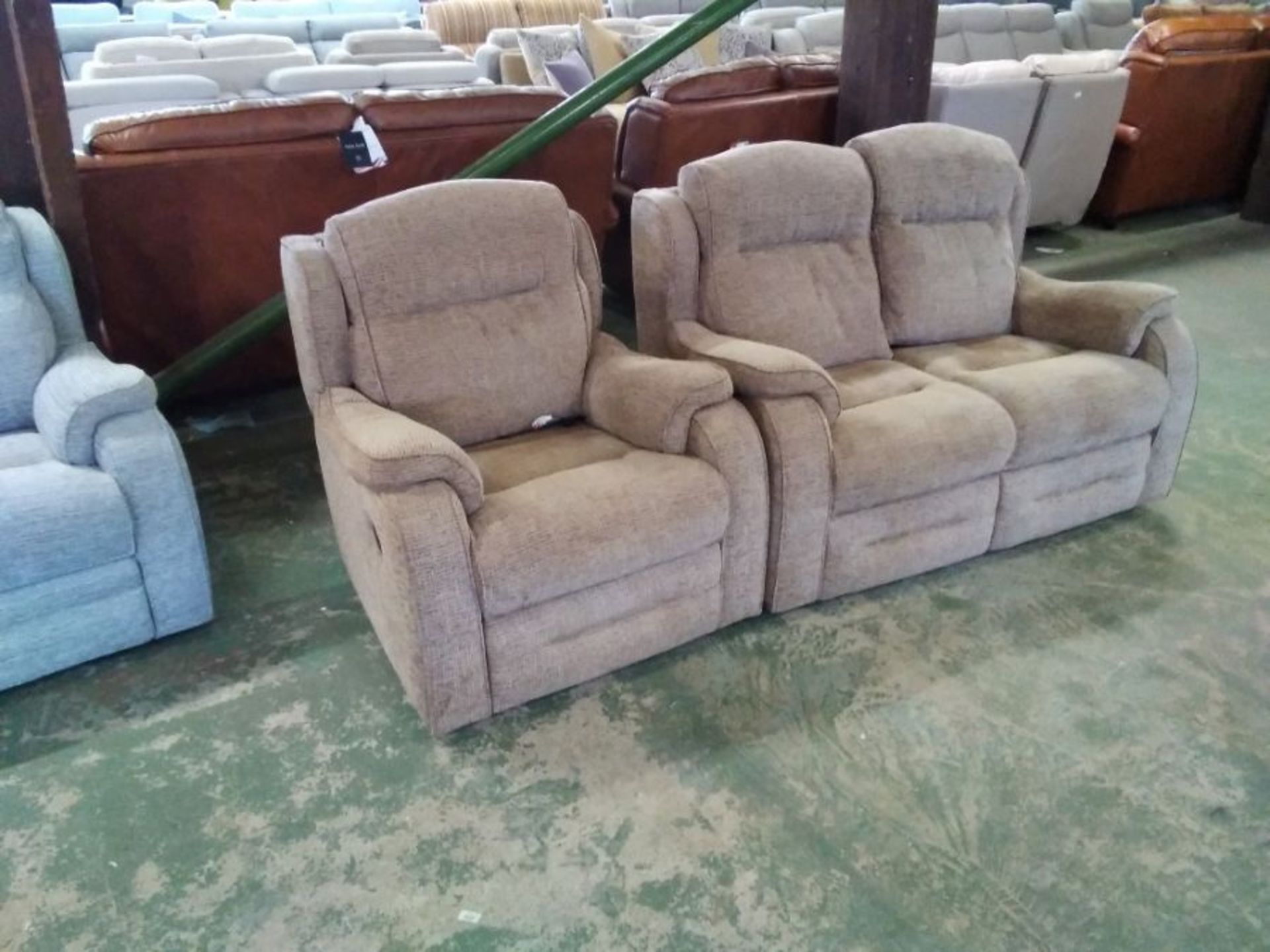 BEIGE HIGH BACK 2 SEATER AND ELECTRIC RECLINING CH