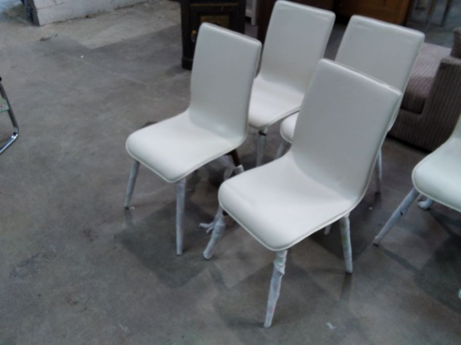 4 X CREAM DINING CHAIRS (DAMAGED)