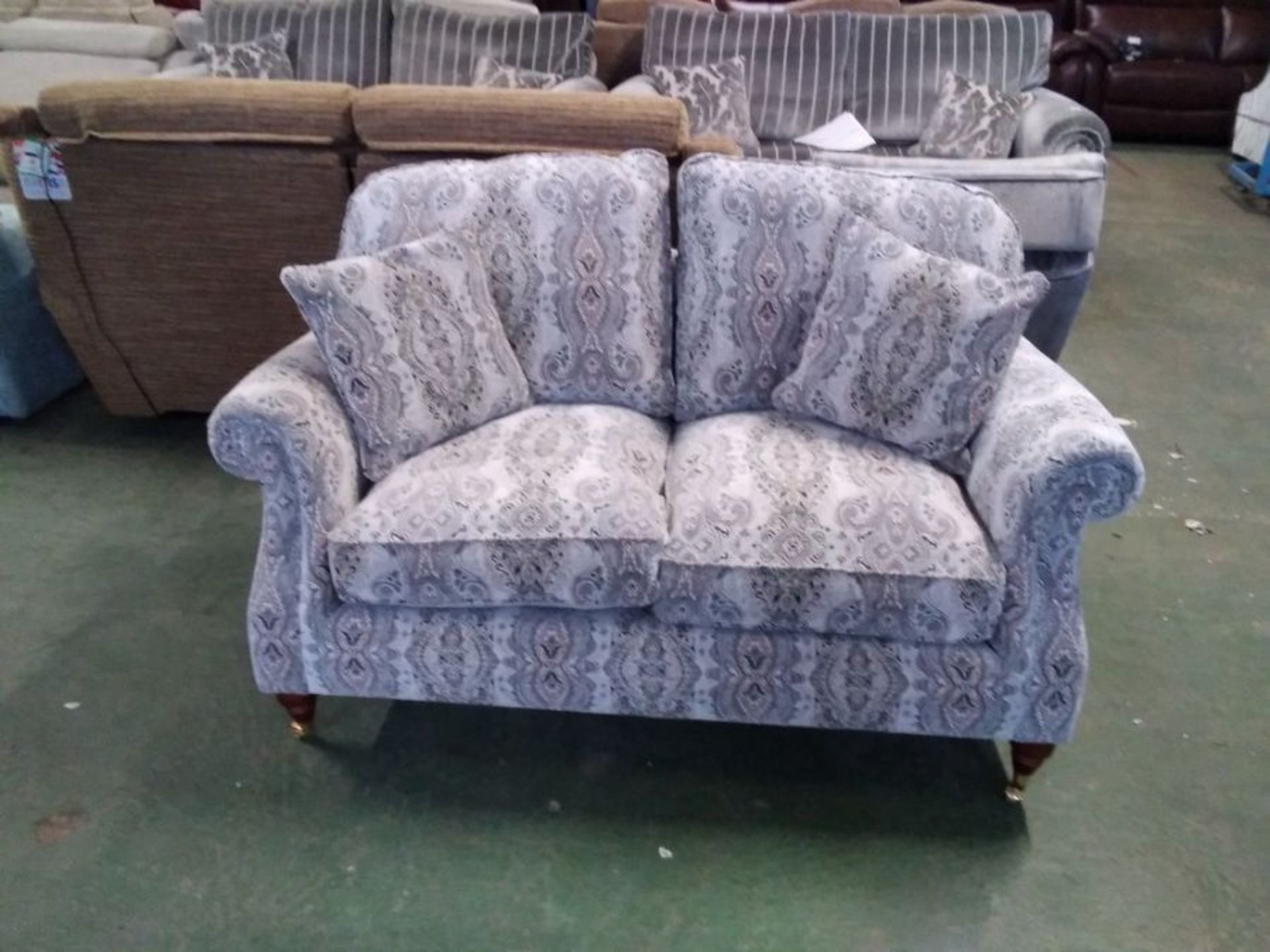 GREY PATTERNED 2 SEATER SOFA (TROO2905-WO1364996)