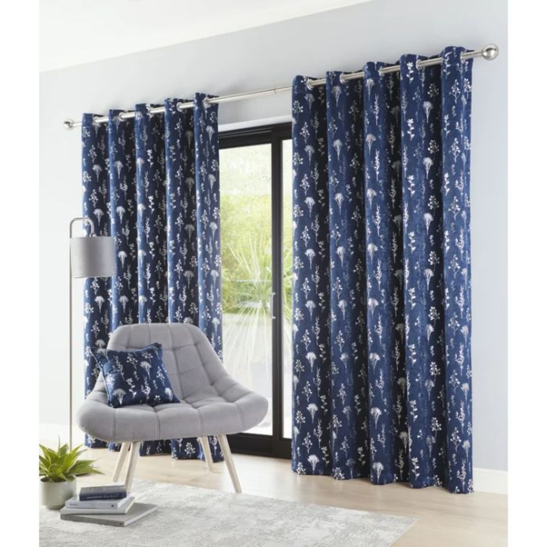 Mercer41, Bracken Fleur Eyelet Room Darkening Thermal Curtains (NAVY) 117 W x 137 D cm) - RRP £24.99