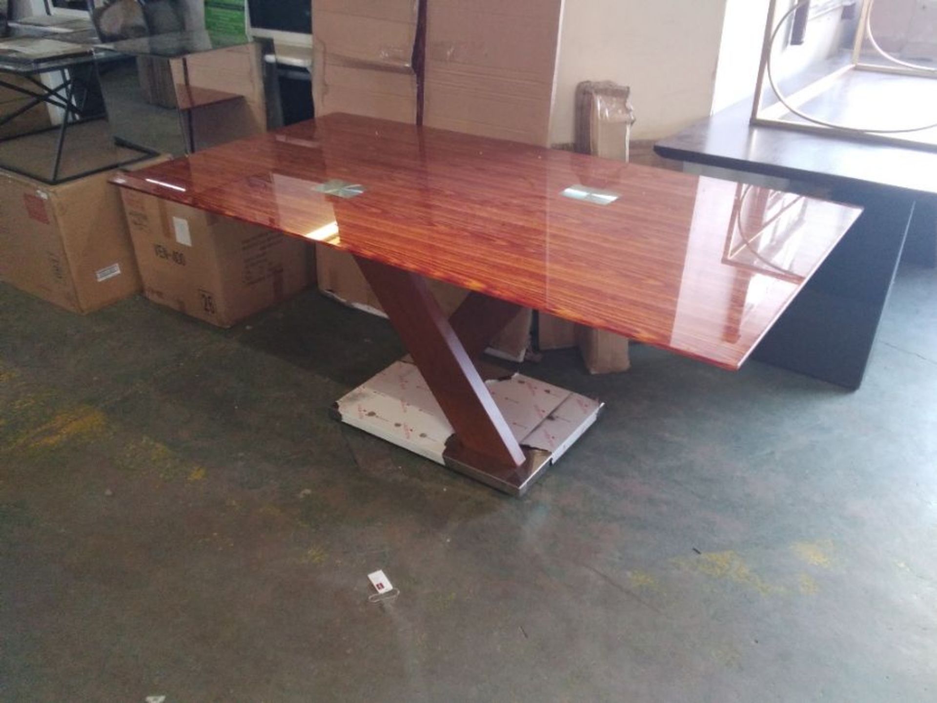 GLASS WOOD EFFECT DINING TABLE (BOXED RETURN NOT C
