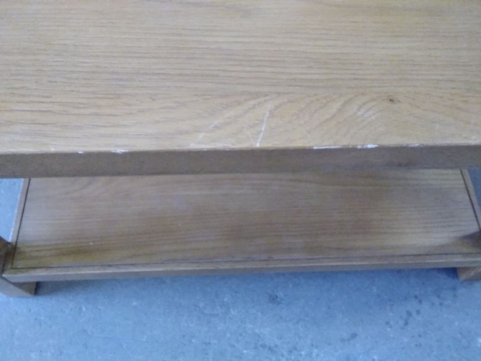 RUTLAND OAK COFFEE TABLE (DAMAGED) - Image 2 of 3