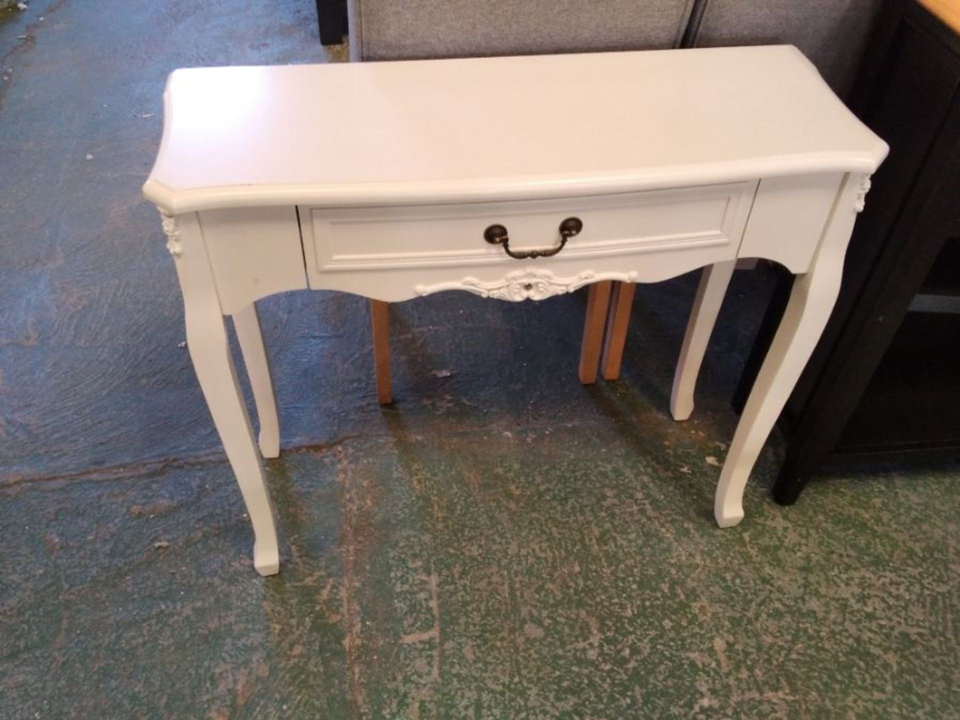 PAINTED DRESSING TABLE (DAMAGED)