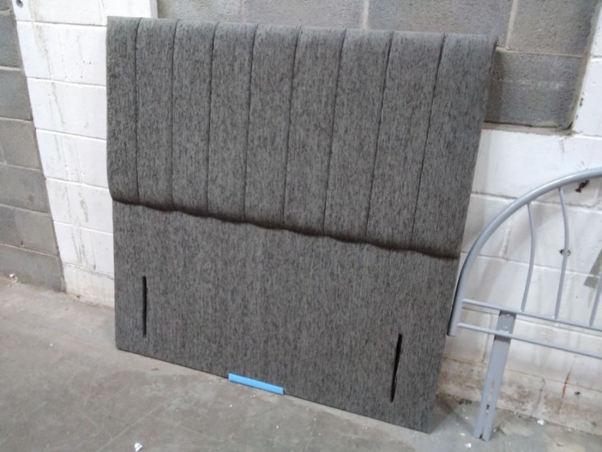 GREY DOUBLE UPHOLSTERED HEADBAORD