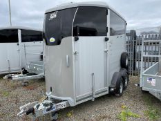 Unused Ifor Williams HBX506 Horse box Twin Axle Trailer, Paperwork & Keys Included, 3.26m x 1.67m