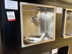 Ex-Display Teka R15 Stainless Steel Undermounted Sink, 400 x 440mm, 190mm Deep, Lot Location: Ground