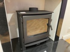Ex-Display Broseley Evolution Wood Heating Stove, Approximately 550 x 350 x 600mm RRP: £ 800.00