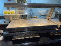 Lincat Counter Top Heated Display With Gantry 230V, 1120 x 500 x 540mm