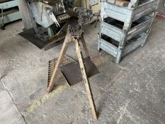 Pipe Vice & Stand