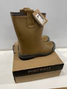 Portwest Rugger Scruff Cap Boots UK Size 13