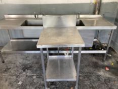 Stainless Steel Machine Stand, 600 x 700 mm