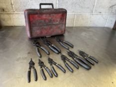9no. Mac Tools TPQ56 Snap Ring Pliers Complete With Carry Case