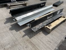 3no. Various Catnic Steel Lintels CG50/1001200, SL110/1350, CH110/1001350