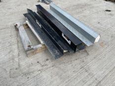 3no. Various Catnic Steel Lintels CGE90/1001350, CN71A1350 SL90/1350