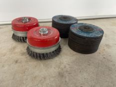18no. Sait DS 115 x 6 x 22mm Grinding Discs & 2no. Wire Grinding, Please Note: No VAT on Hammer