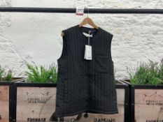 Rains Liner Vest - Black, Size: S/M, RRP: £65