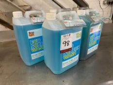 5no. Triple QX Eco Screen Wash, 5L Containers. This Lot is STRICTLY to be Collected Thursday 23