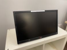 LG Monitor & Wall Bracket as Lotted