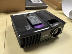 Benq MP515 Projector Complete With Remote, 100-240vLot Location; Eardisland, Leominster,