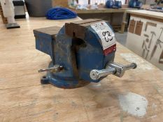 TULL International 4" Table Top Vice, Lot Location; Eardisland, Leominster, Collection Strictly By
