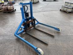 Advanced Handling HM-1000-820, 1000kg Max Lift Straddle Pallet Lifter, Please Note: Spares & Repairs