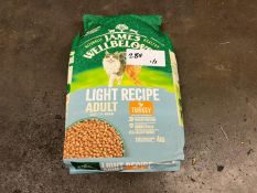 James Wellbeloved Turkey Light Recipe Adult Cat food, 4kg