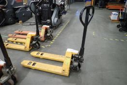 Narrow Isle 5,500lbs Capacity Pallet Jack-36" Forks.