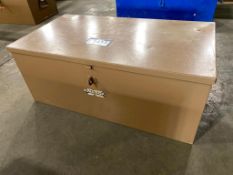 16" X 30.5" Knaack Tool Chest