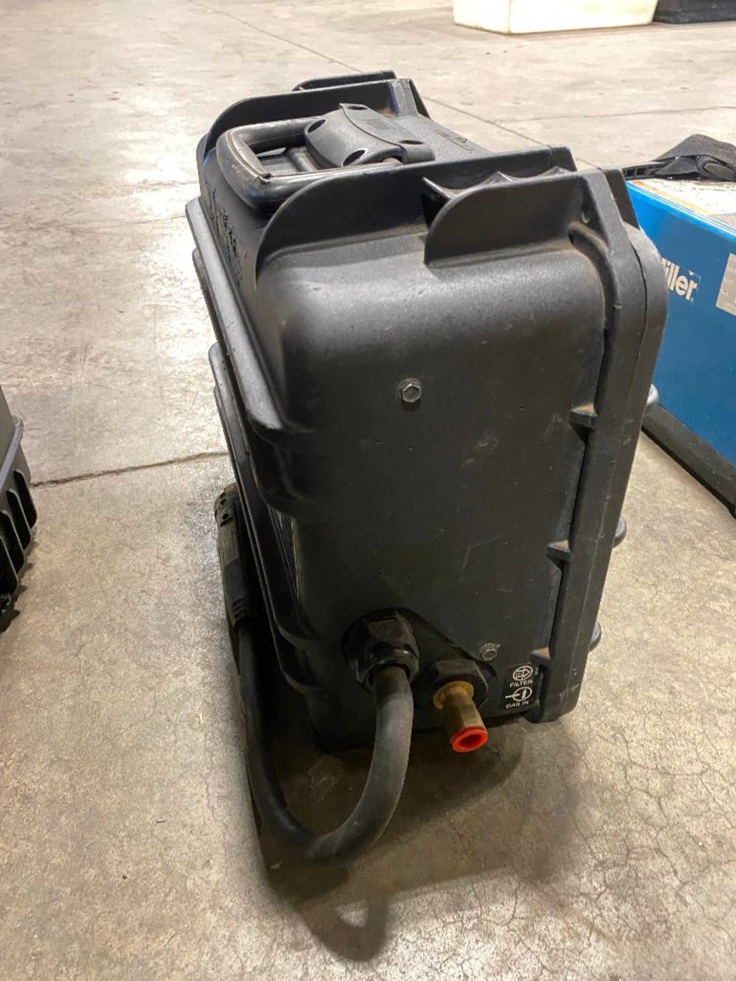 Miller Suitcase X-Treme 8VS - Image 4 of 5