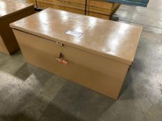 16" X 30.5" Knaack Tool Chest