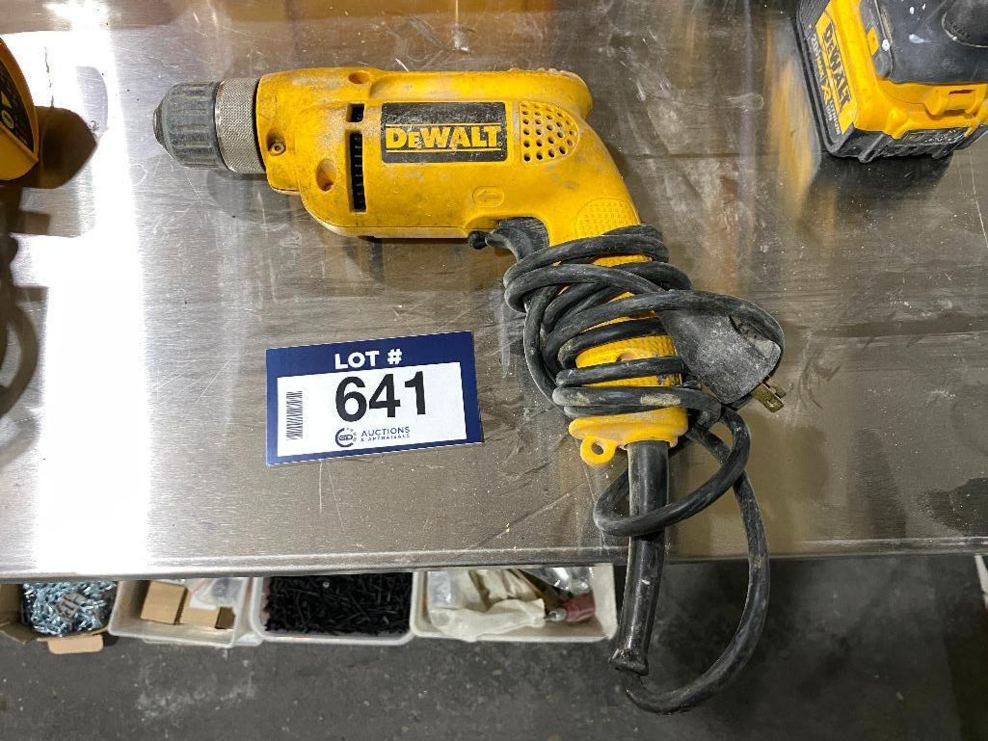 DeWalt D21008 3/8" VSR Drill