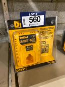 DeWalt DC9310 Fast Battery Charger