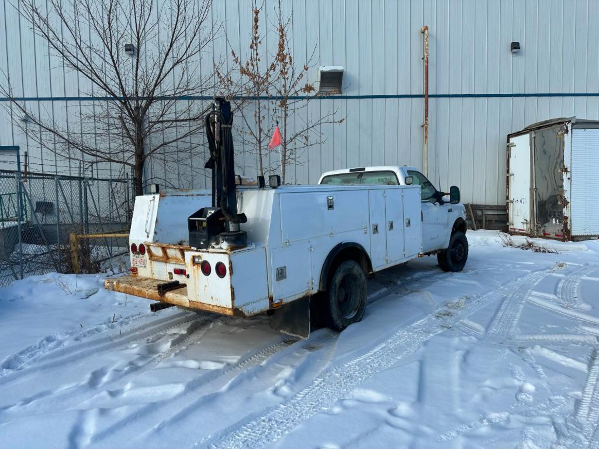 2000 Ford F-450 Service Truck with Hiab 008 Picker Crane VIN #: 1FDXF47S0YEB11508 - Image 3 of 10