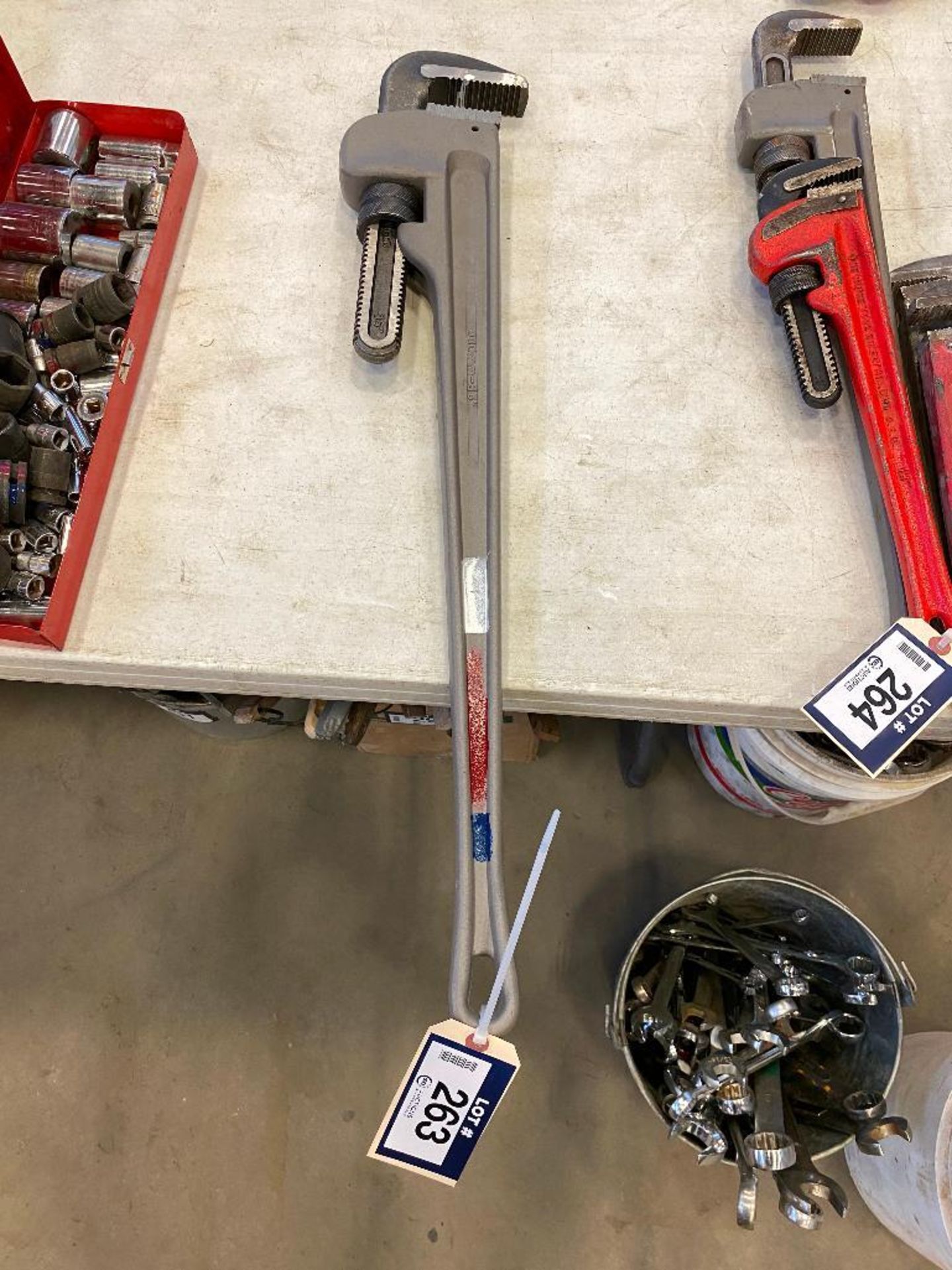 36" Pipe Wrench - Image 2 of 4