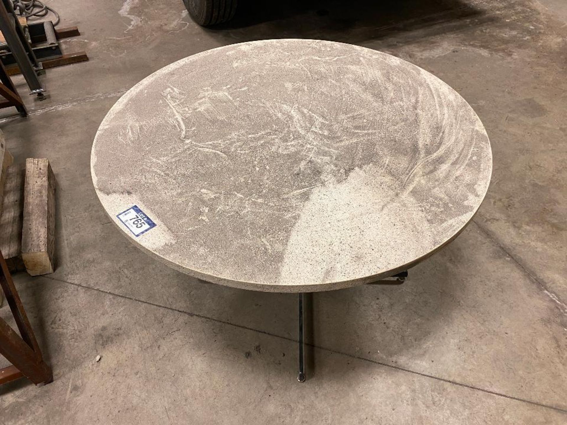 48" Round Table - Image 2 of 2