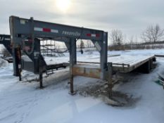 2006 Trailtech 24' T/A Dually Gooseneck Trailer w/ Beaver tails and Ramps SN: 2CU5BARL062019075